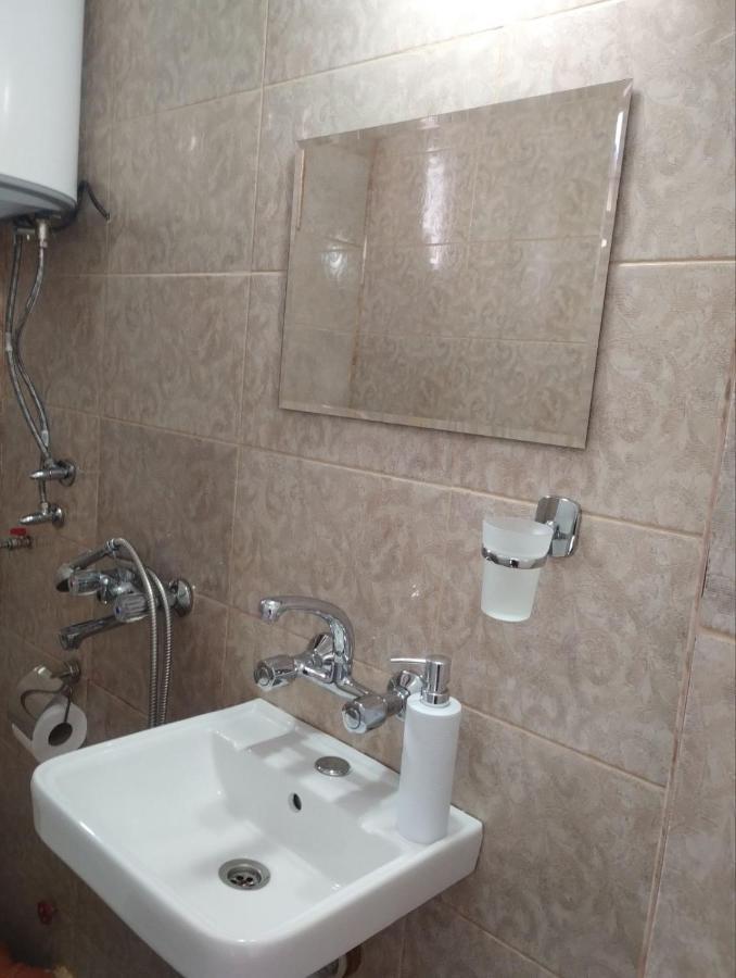 Къща За Гости Ягода Saparewa Banja Exterior foto